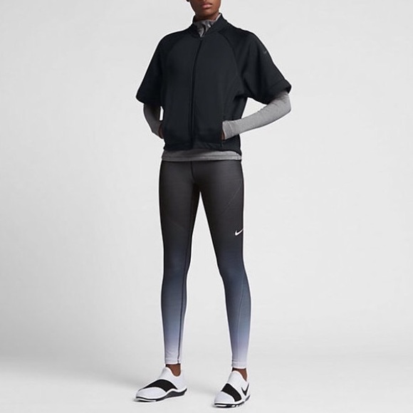 Nike therma spere women's black jacket capes - Picture 4 of 7